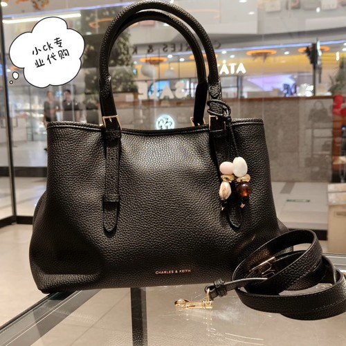 CHARLES&KEITH26秋季新品CK2-30151695大容量简约手提托特包女包