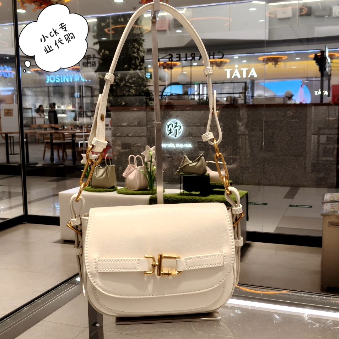 CHARLES＆KEITH26夏新小CK2-80671870单肩腋斜挎马鞍包豆腐女包包