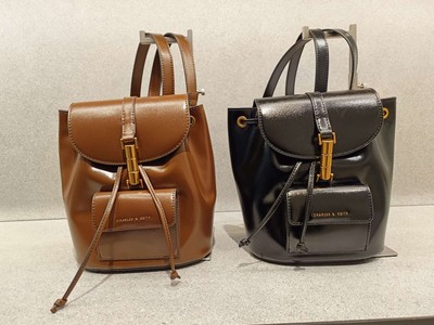 CHARLES&KEITH 夏季新款小CK2-60151332大容量链条复古双肩包女包