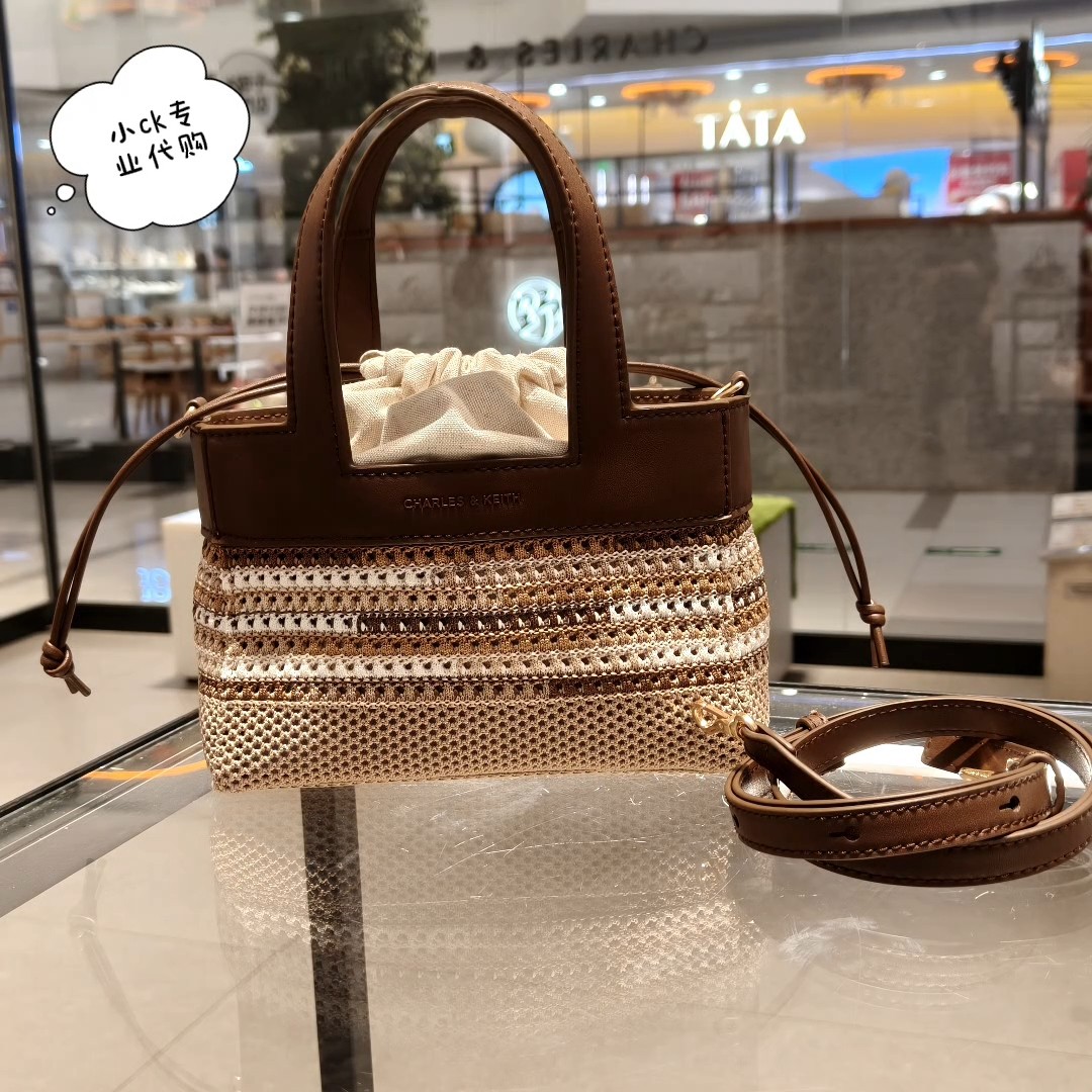 CHARLES&KEITH26夏新款CK11-30782847-A度假编织手提托特菜篮子包