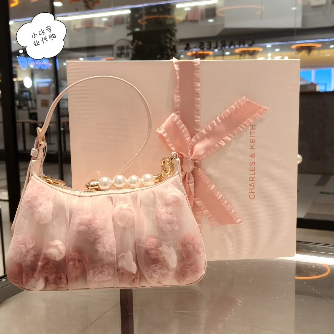 CHARLES&KEITH 26新小CK17-20151666-A情人节520限定单肩斜挎女包