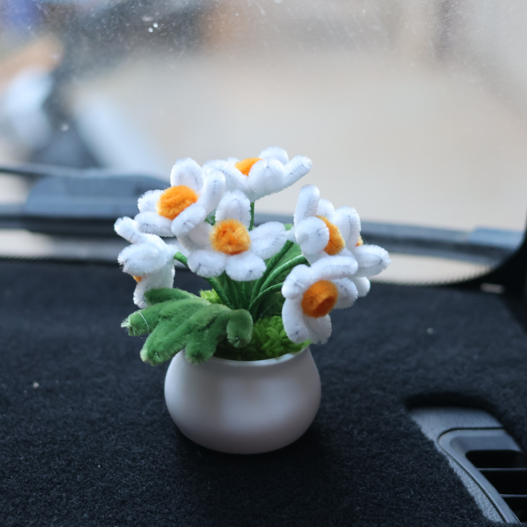 成品扭扭花向日葵铃兰装饰摆件男女士汽车内饰品中控台花朵盆载