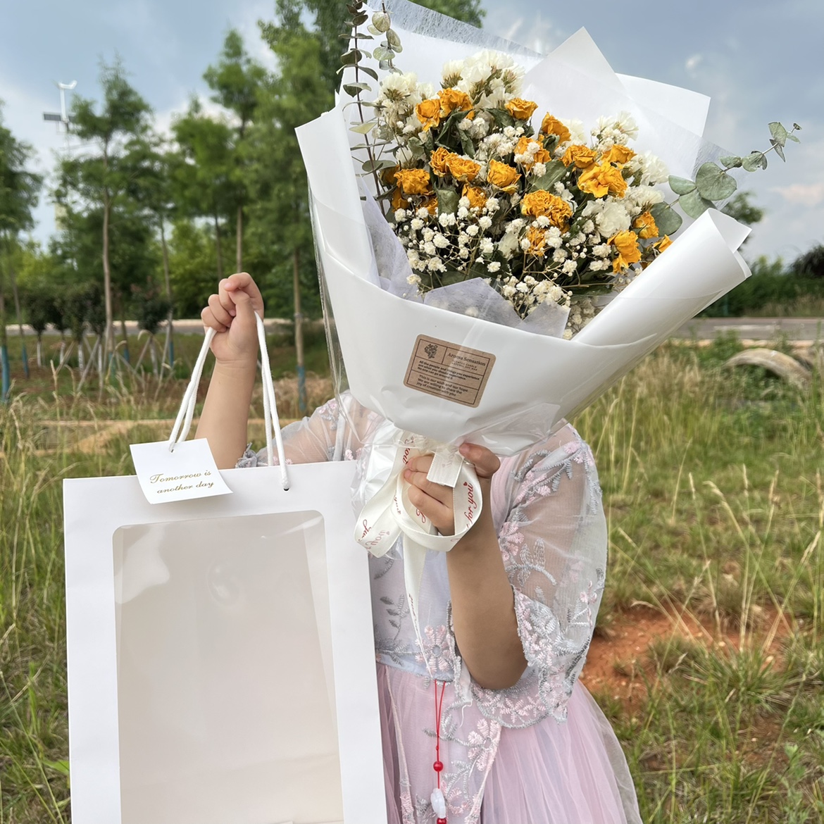 成品玫瑰干花花束真花小清新送男女朋友毕业情人节花束装饰生日-封面