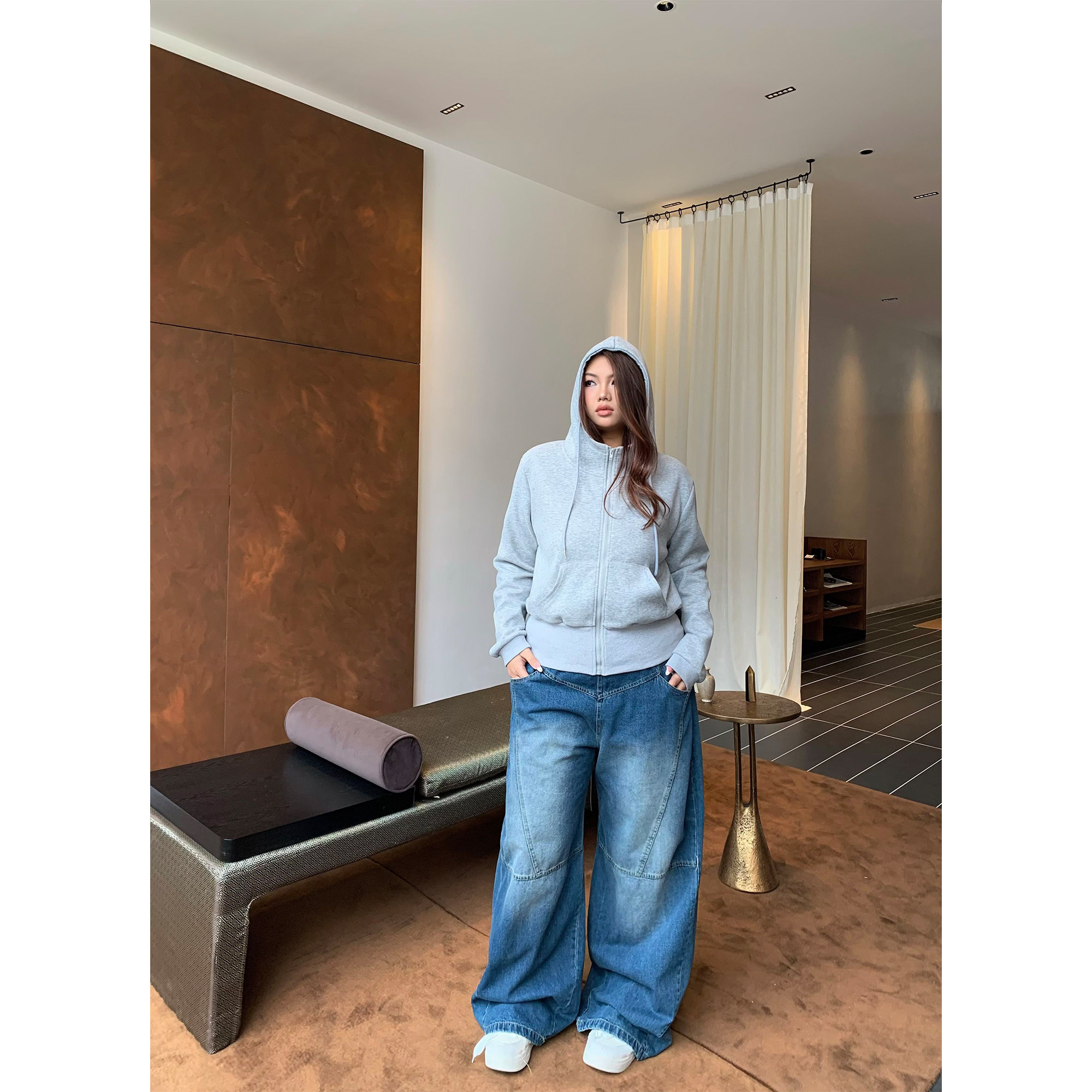 楠哥微胖mm复古松紧腰牛仔裤女秋冬季大码辣妹宽松直筒弯刀拖地裤