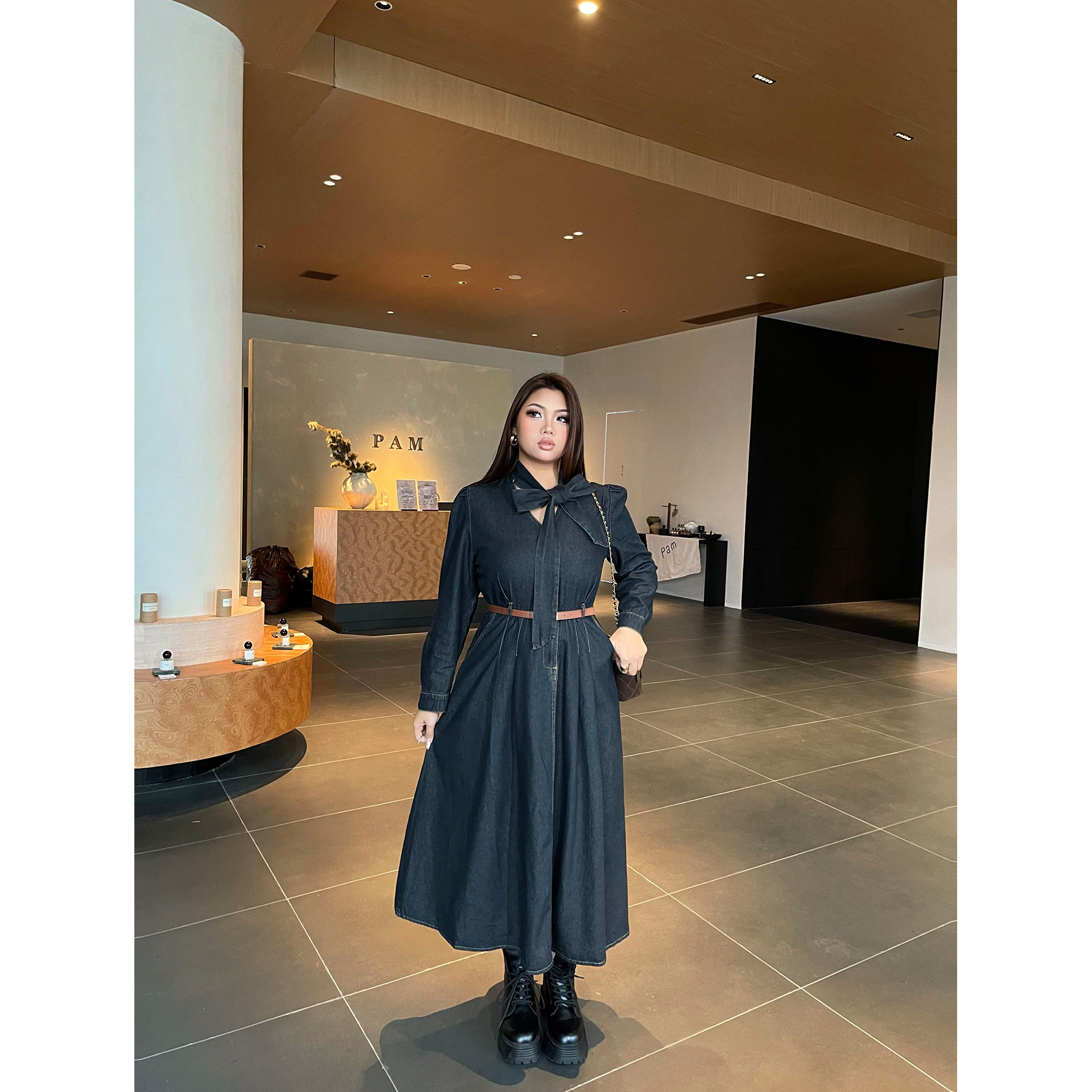 楠哥微胖mm法式时尚高级感长袖牛仔连衣裙女秋大码赫本风显瘦长裙