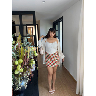 楠哥微胖复古高级感格子高腰半身裙女2026新款大码胖mm显瘦包臀裙