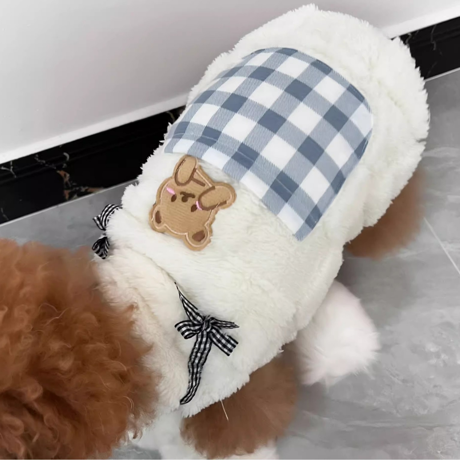 狗狗衣服宠物可爱口袋小熊毛绒保暖背心泰迪比熊博美小型幼犬服饰