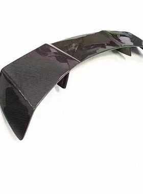 适用2012-2016年的奔驰A级 W176 R款碳纤维尾翼 顶翼定风翼后扰流