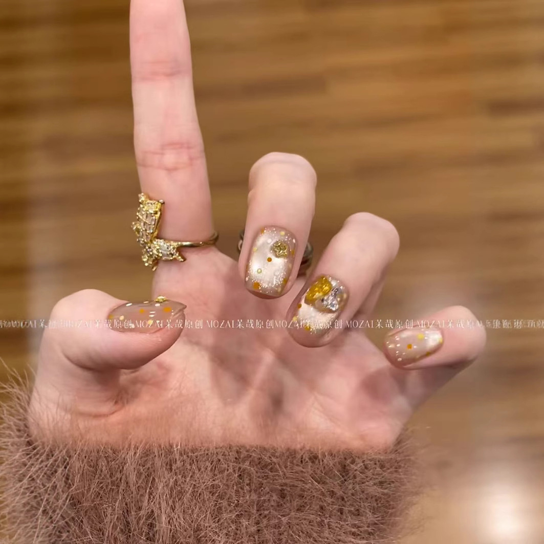 小红书爆款赤霞柑橘冰透橘子气泡水个性纯手工穿戴甲