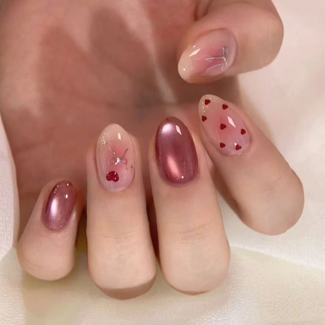 手工穿戴甲秋冬猫眼波点爱心蝴蝶结温柔显白高级感甜美风美甲贴片