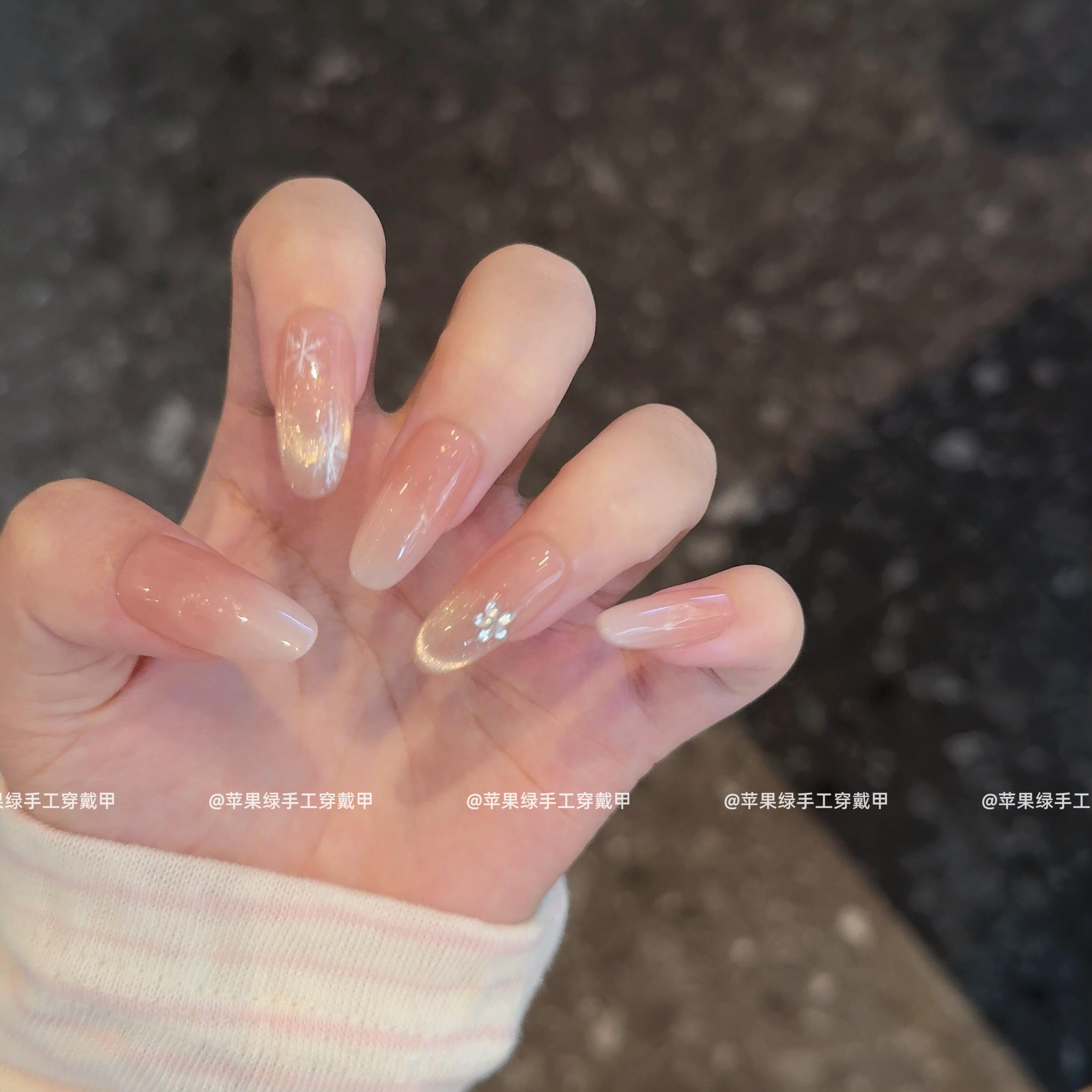 【融雪之时】新款手工穿戴甲圣诞新年秋冬纯手绘雪花猫眼裸色美甲