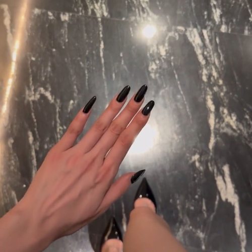 【黑萝莉】高级气质感CL高跟鞋黑面红底精品K9堆钻轻奢显白穿戴甲