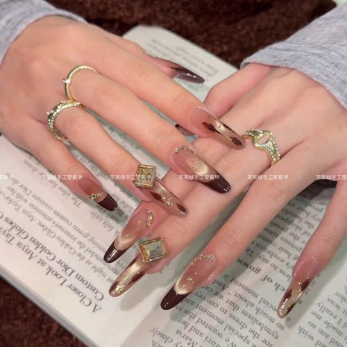 【莫妮卡】纯手工穿戴甲纯欲气质指尖渐变高级显白纯手作美甲贴片