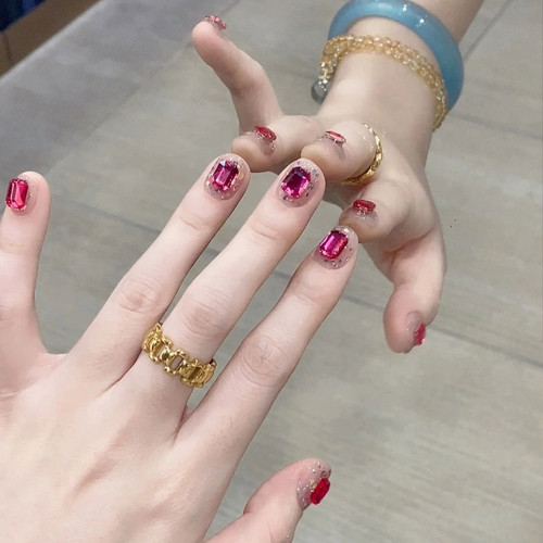 夏日新款多巴胺彩色平底钻爆闪手工美甲穿戴甲可爱马卡龙ins短款