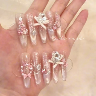 在逃公主圣诞雪花美甲秋冬温柔仙气纯手工定制美甲贴 酒酿桃桃