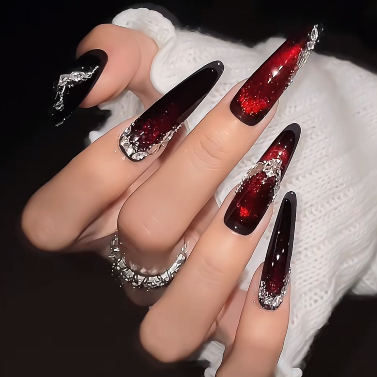 【猩红女王】穿戴甲纯手作红色猫眼锆石碎钻美甲可拆卸甲片