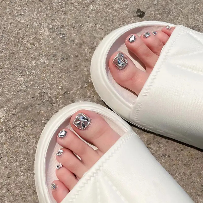 脚指甲贴片穿戴甲成品甲片爆闪银链钻石脚美甲假指甲贴片光疗