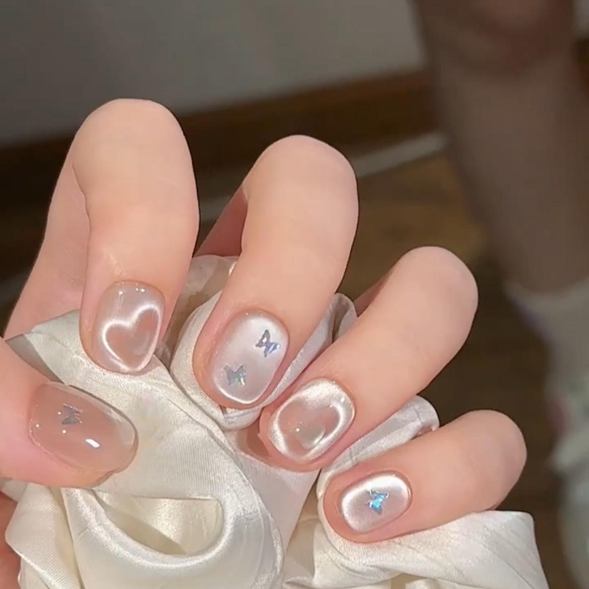 怦然心动】心动蝴蝶裸色清透玻璃珠可爱小短甲纯手工穿戴甲B48款