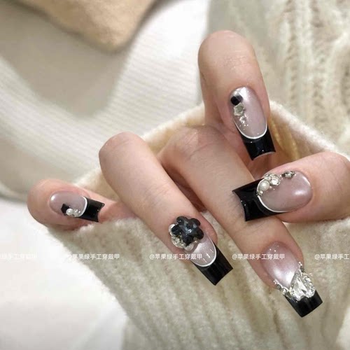 【黑法宝贝】微笑法式猫眼美甲锆石歪心钻高级感穿戴甲甲片