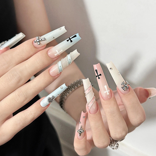 纯手工穿戴甲粉蓝甜酷克罗渐变十字架新款 小众高级辣妹ins美甲贴