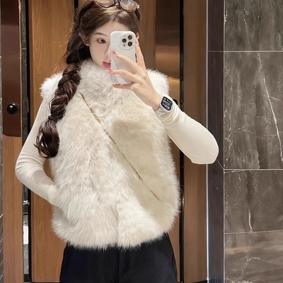 高级感白色仿狐狸毛立领马甲外套