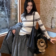 学院风翻领撞色条纹针织衫女秋冬新款内搭打底衫修身显瘦长袖上衣