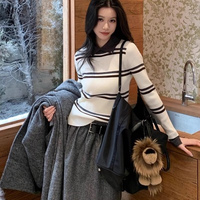 学院风翻领撞色条纹针织衫女