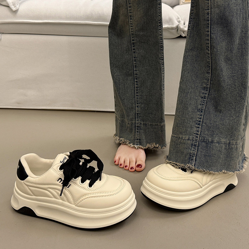 高级感百搭厚底小白鞋女爆款小众板鞋2025超火新款休闲运动面包鞋,女鞋,休闲板鞋,淘宝优惠券,粉丝福利购,淘宝优惠卷