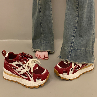 秋冬百搭运动休闲阿甘鞋 欧货厚底老爹鞋 女显脚小增高2025超火新款