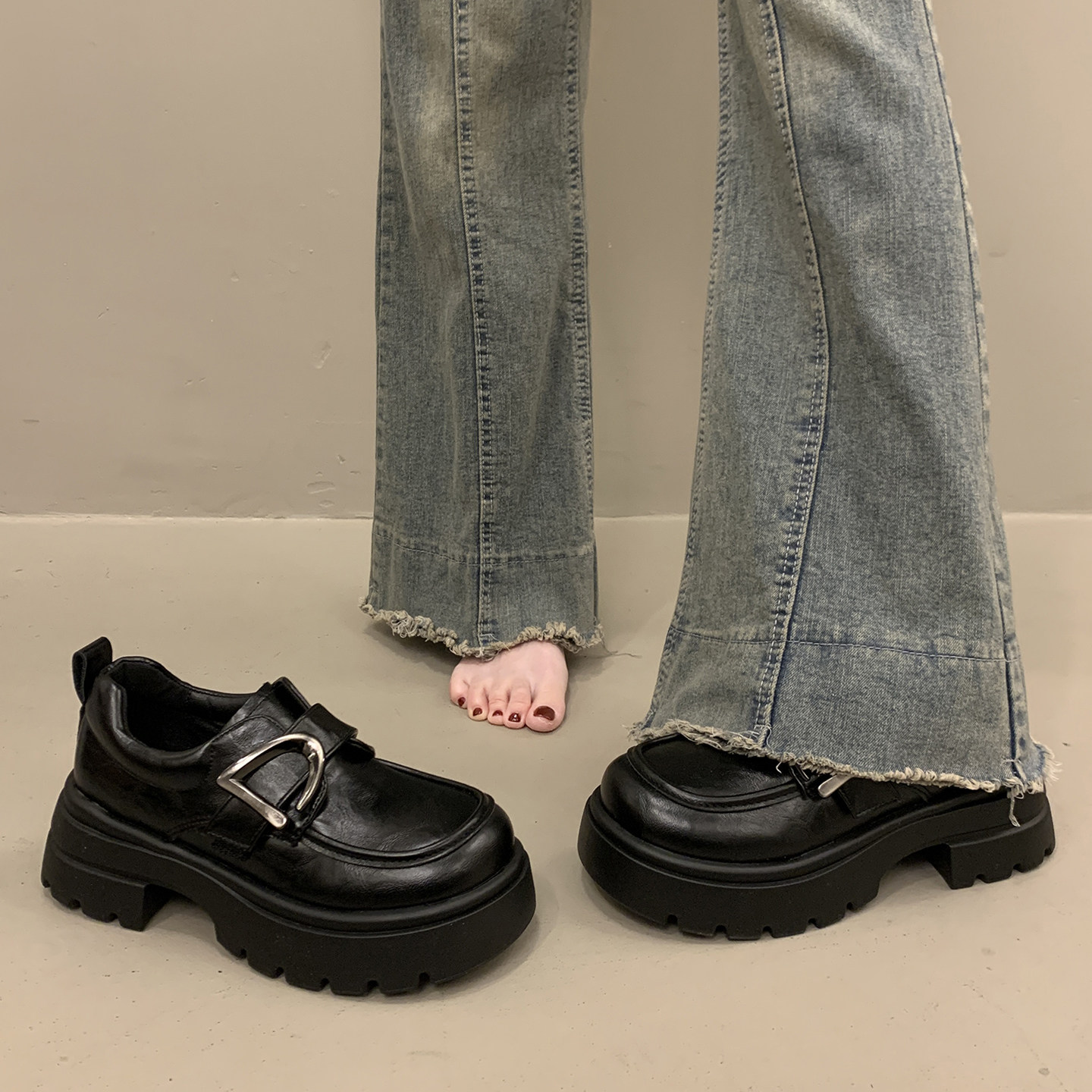 英伦黑色厚底增高小皮鞋女绝美深口单鞋2026新款春季乐福玛丽珍鞋,女鞋,深口单鞋,淘宝优惠券,粉丝福利购,淘宝优惠卷