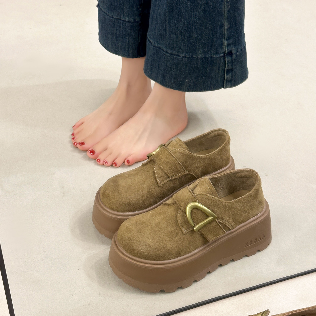 绝美一脚蹬厚底勃肯鞋女春秋季2026超火新款爆款棕色法式平底单鞋,女鞋,深口单鞋,淘宝优惠券,粉丝福利购,淘宝优惠卷