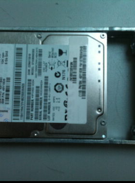 原装 IBM 300GB 10K SAS FRU 49Y1840 49Y183 49Y1839 DS3524硬盘
