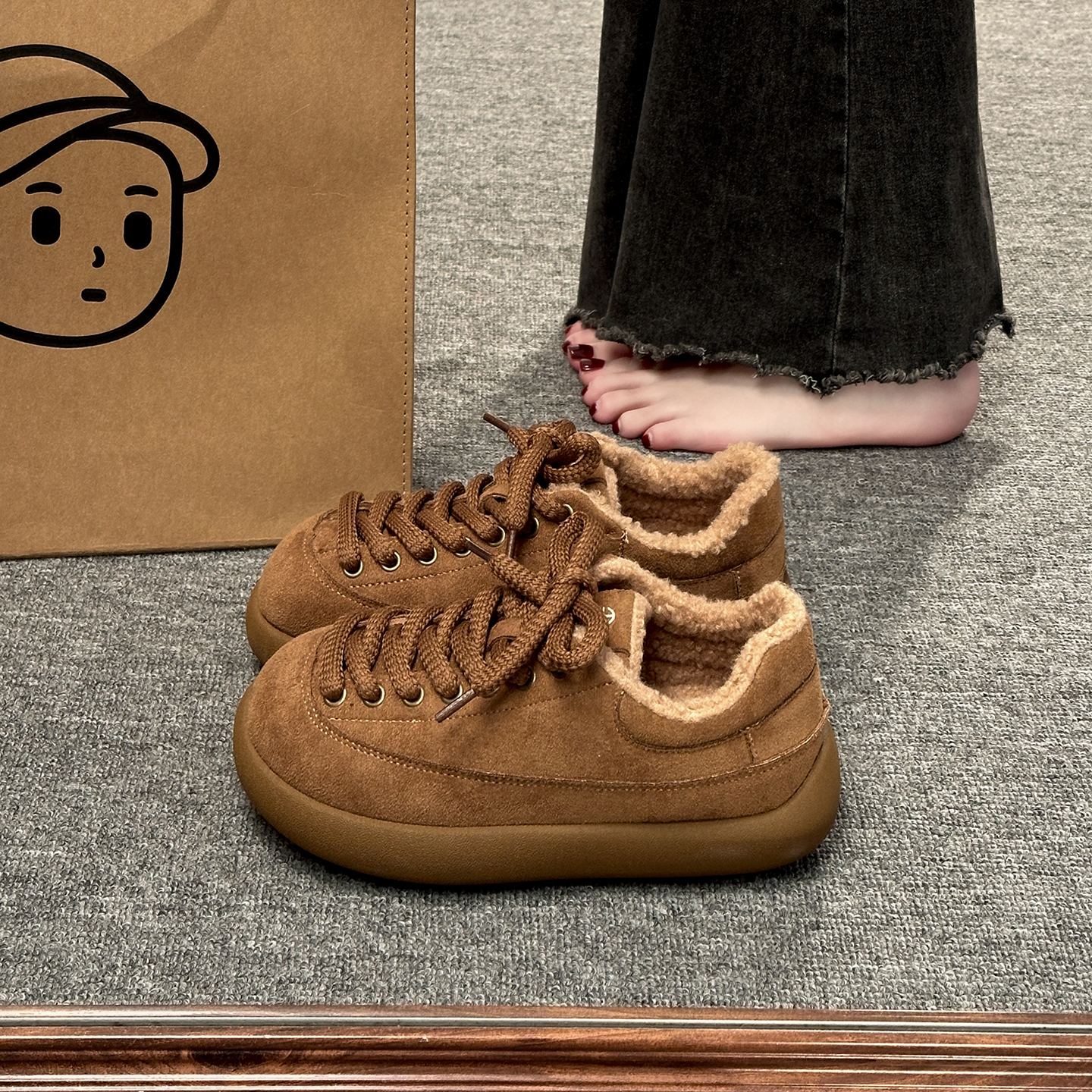 加绒德训鞋女2025秋季新款系带圆头厚底雪地靴运动休闲二棉面包鞋