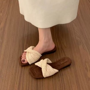 度假风气质坡跟凉拖鞋 厚底方头编织一字拖鞋 女夏外穿法式