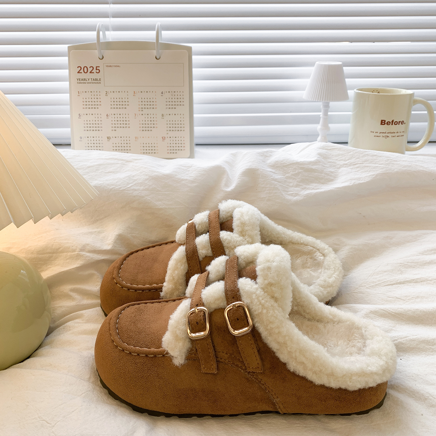 复古皮带扣圆头一脚蹬毛毛拖鞋2025秋冬新款低跟半包毛绒博肯鞋女