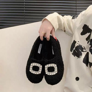 外穿2025秋冬季新款水钻方扣羊羔毛平底鞋女加绒保暖豆豆棉瓢鞋子