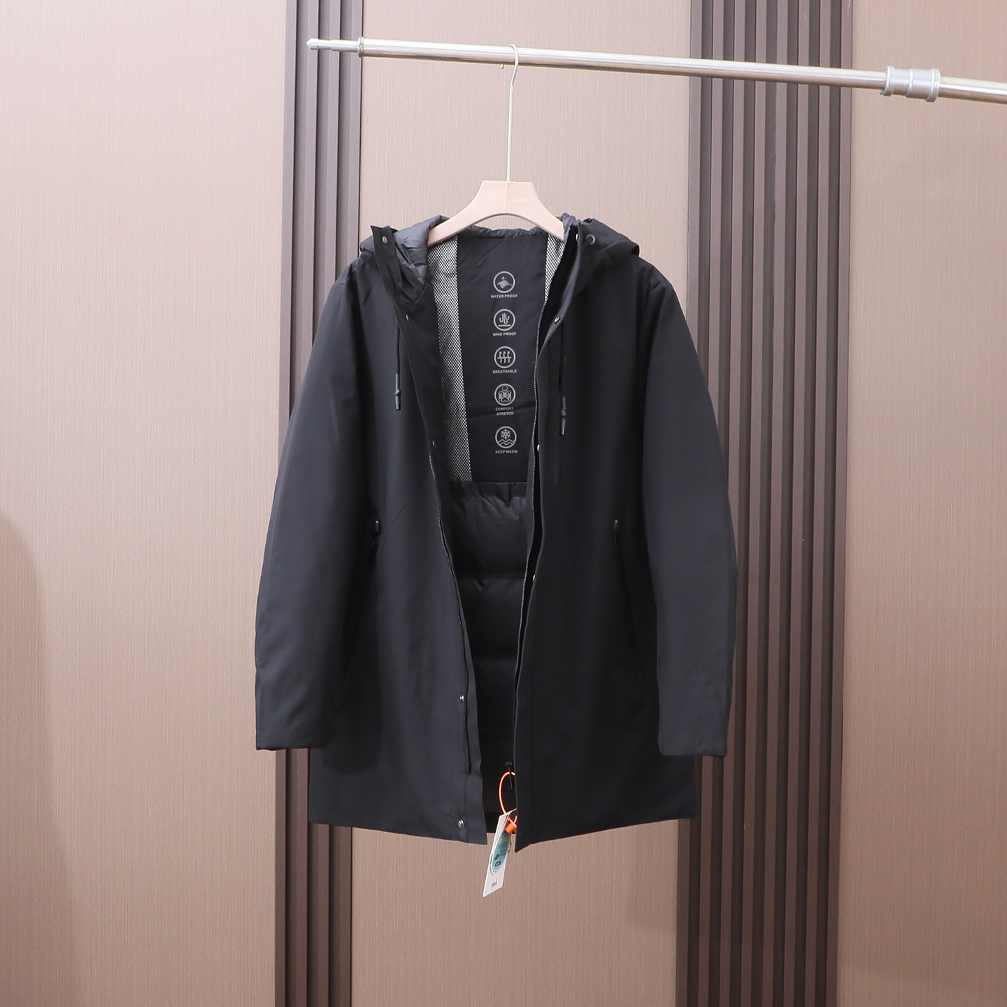 90鸭绒填充石墨烯蓄热羽绒服