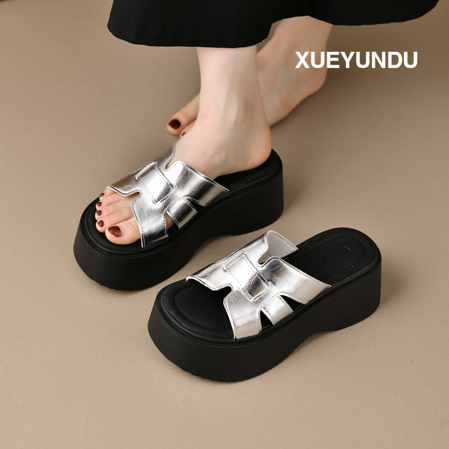 品牌真皮松糕厚底银色拖鞋女夏外穿厚底罗马沙滩鞋增高7cm超火凉