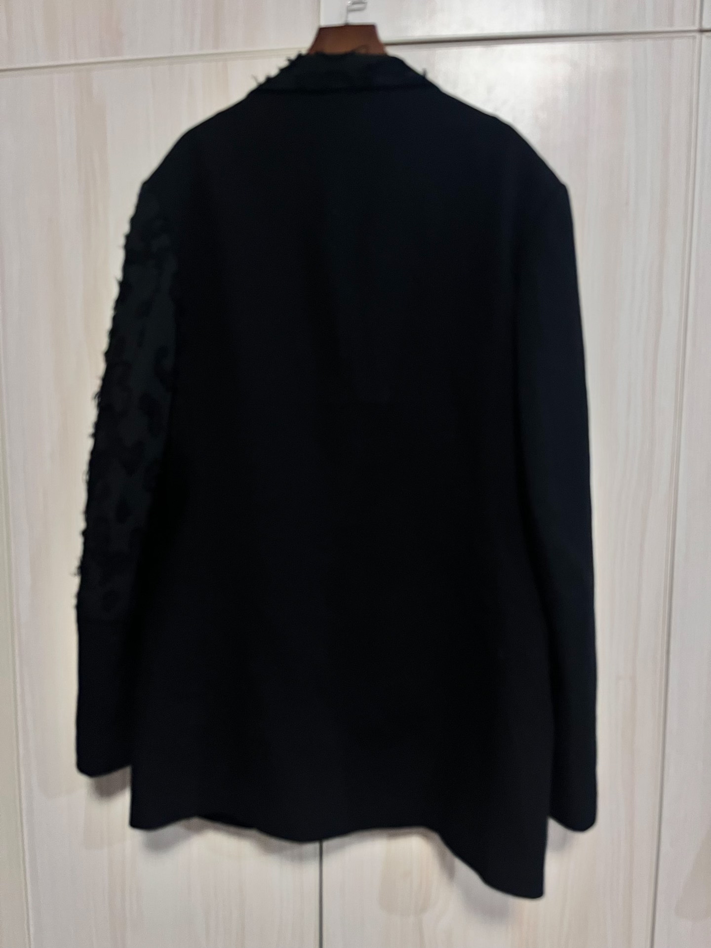 Yohji Yamamoto 22AW Leopard Jacket — detail