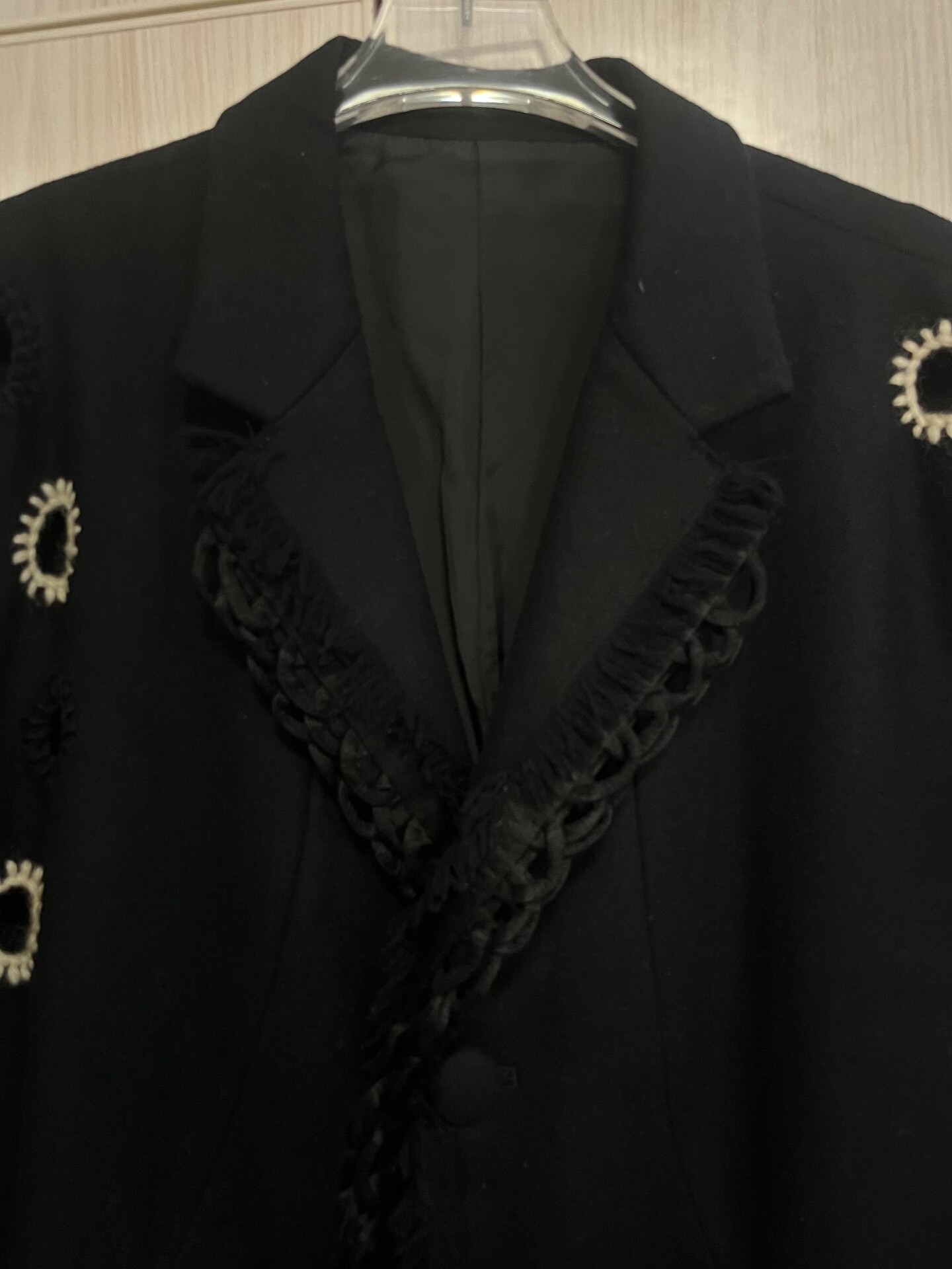 Yohji Yamamoto 06AW Black Blazer — detail