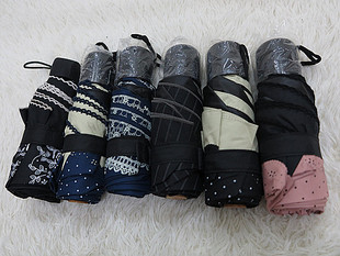 日本外贸小伞 晴雨伞 迷你五折MINI口袋伞 超短 公主伞 超轻 特价