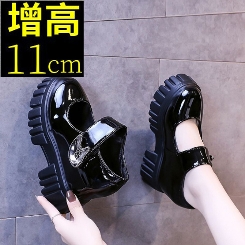 春款小皮鞋潮流精品，品质保证