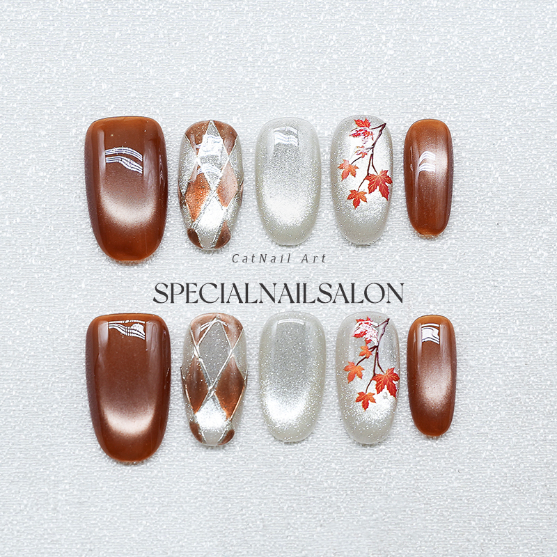 【红枫入梦】纯手工穿戴甲秋冬新款格纹立体枫叶琥珀猫眼美甲贴片