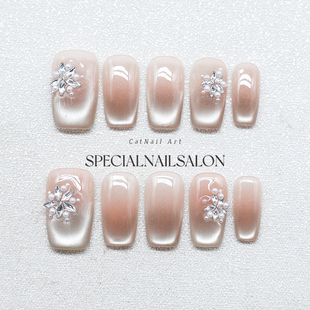 【初雪誓言】纯手工穿戴甲2025新款晶体冰花高级感渐变猫眼美甲片