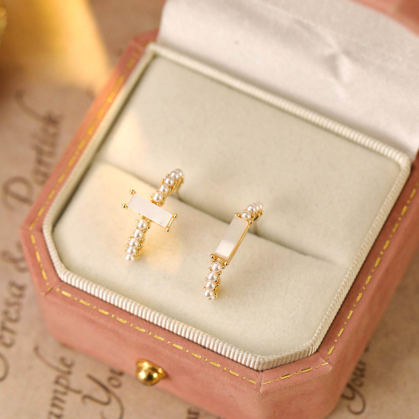 韩版时尚c形天然贝母耳钉法式轻奢气质银针耳环高级感珍珠耳饰品