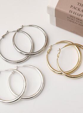 欧美简约大气圈圈耳环2024年新款潮耳钉素圈大小耳圈女显脸瘦耳坠