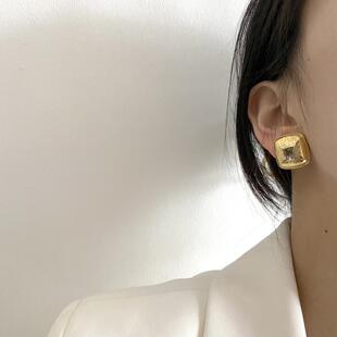 HYACINTH韩版几何方形复古沙金耳钉简约气质扭曲耳钉欧美大气耳环