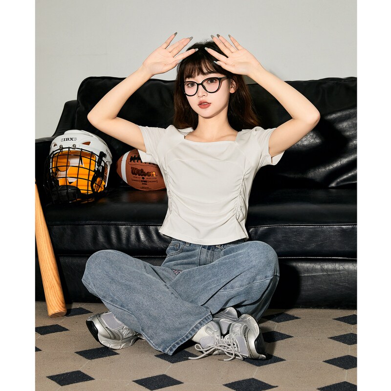 唐狮2026新款短袖T恤女夏季设计感短款上衣女韩版chic小众体恤sz