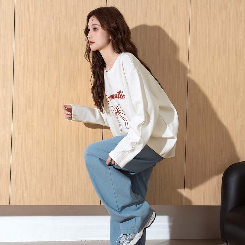 唐狮2025新款夏女圆领印花字母蝴蝶结宽松卫衣设计感百搭休闲wp