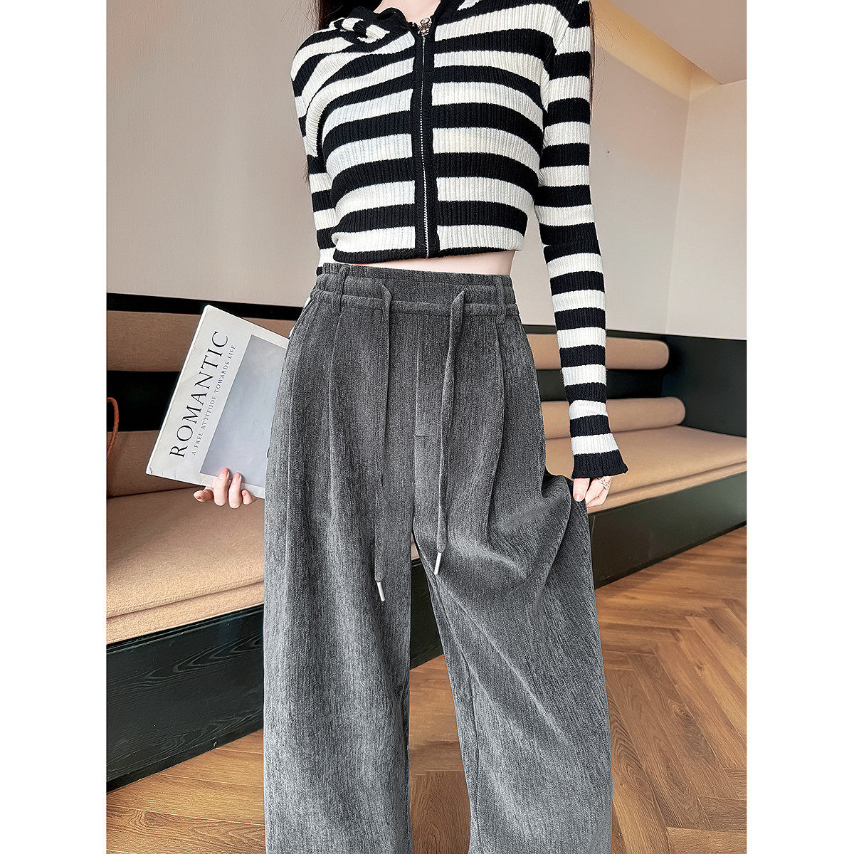 唐狮2026秋冬季休闲长裤女渐变丝绒长裤阔腿直筒裤百搭宽松休闲,女装/女士精品,休闲裤,淘宝优惠券,粉丝福利购,淘宝优惠卷